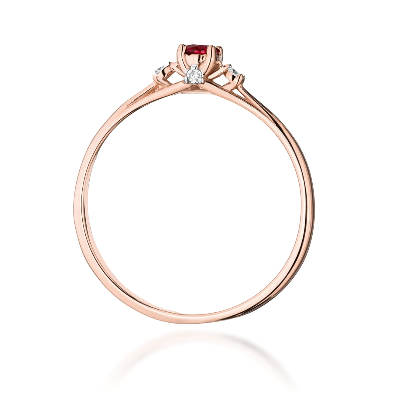Gold Ring With Ruby And Diamonds