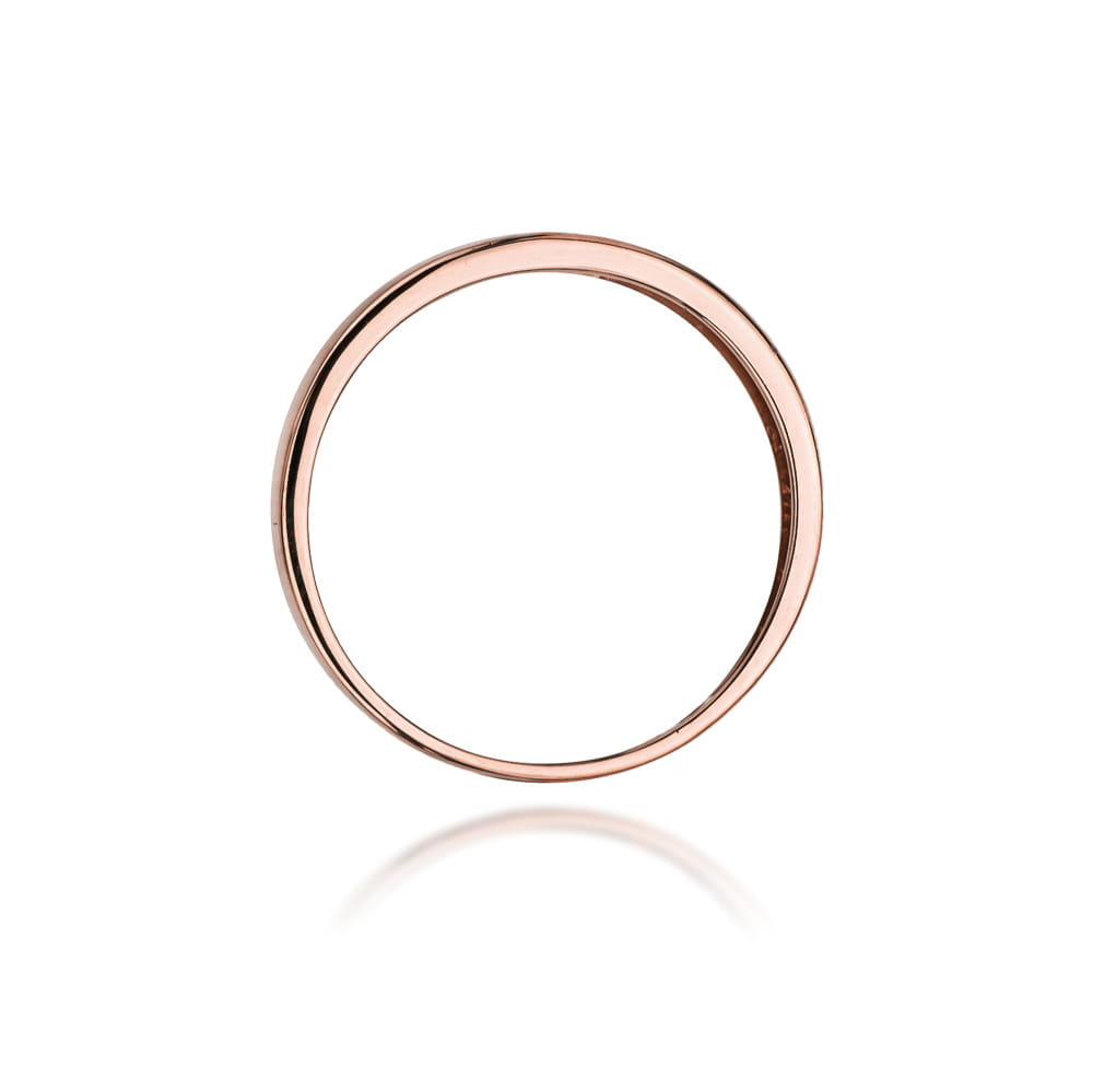 Gold Ring With Diamonds