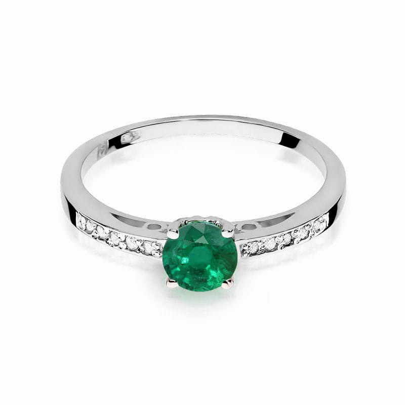 Gold Ring With Emerald And Diamonds