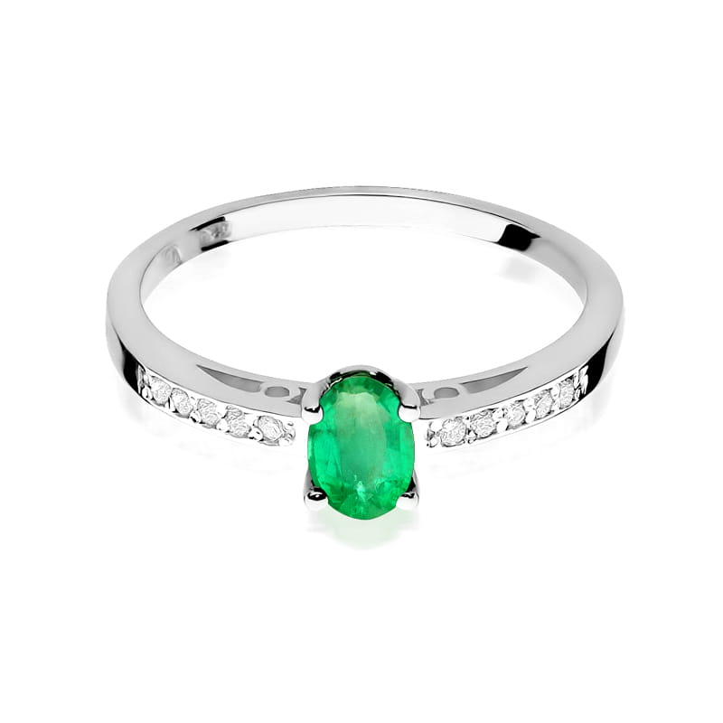 Gold Ring With Emerald And Diamonds