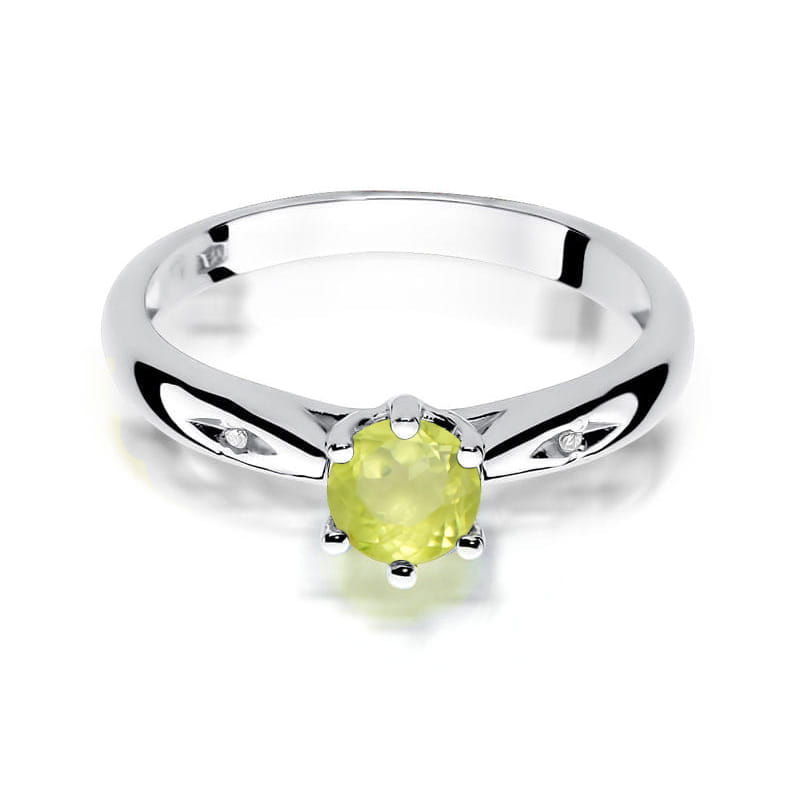 Gold Ring With Peridot And Diamonds