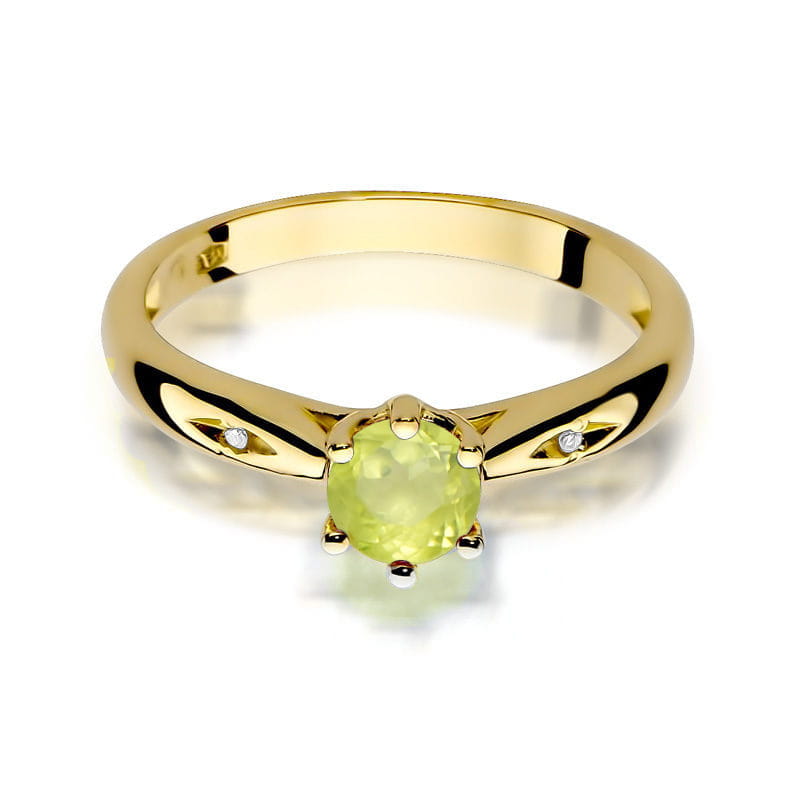 Gold Ring With Peridot And Diamonds