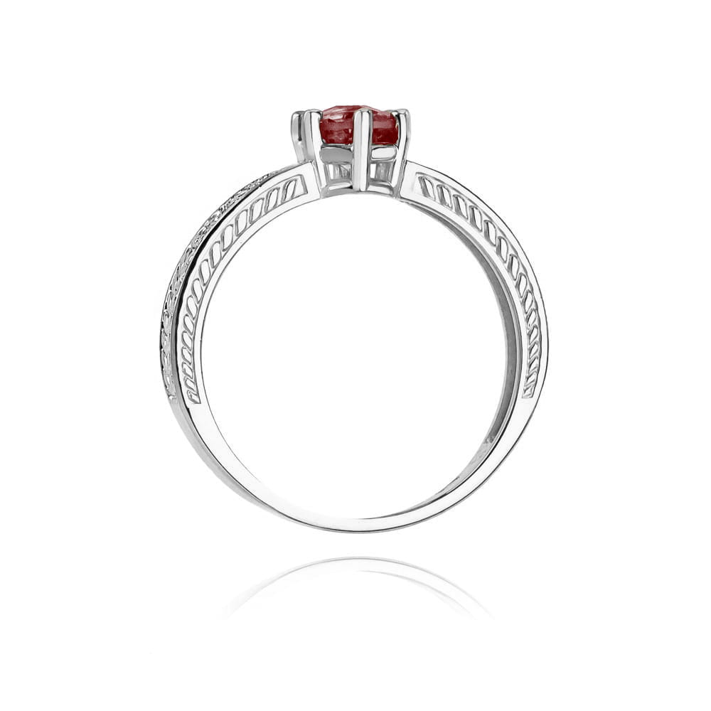 Gold Ring With Ruby And Diamonds