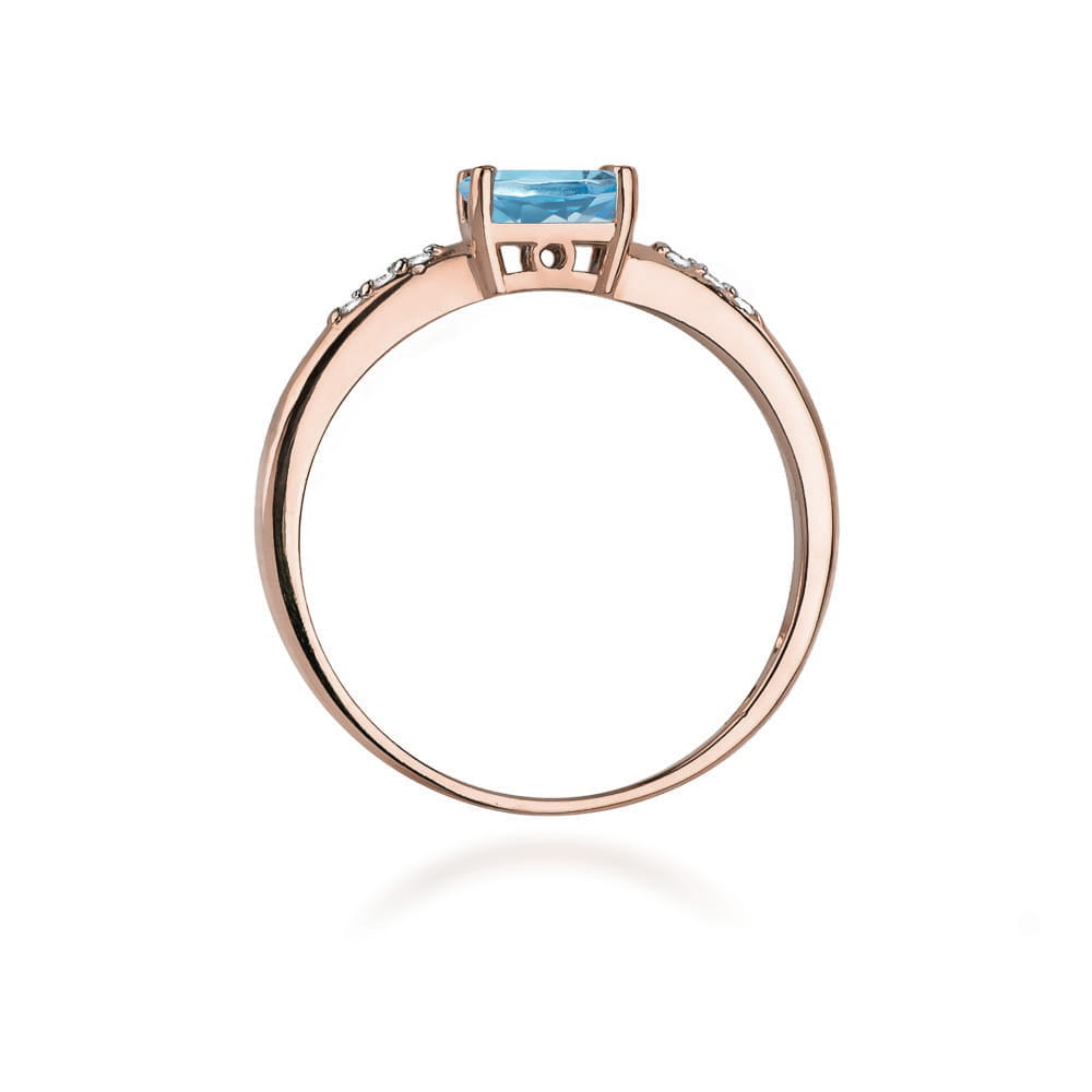 Gold Ring With Topaz And Diamonds