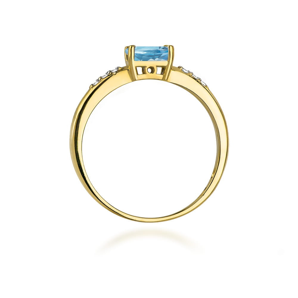 Gold Ring With Topaz And Diamonds