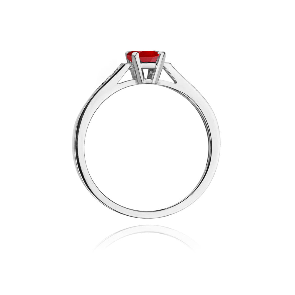 Gold Ring With Ruby And Diamonds