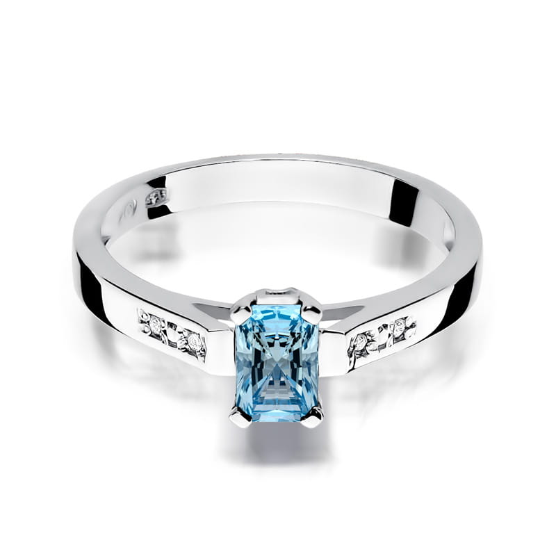 Gold Ring With Topaz And Diamonds
