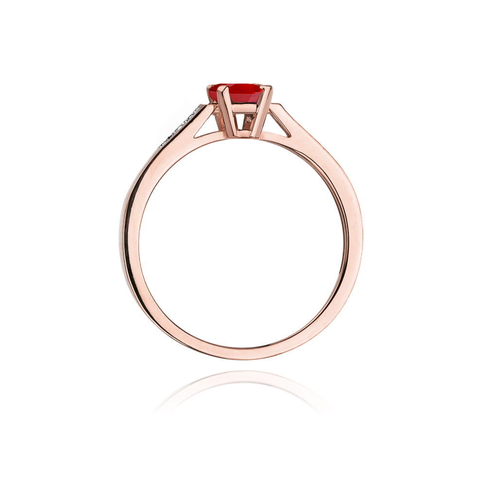 Gold Ring With Ruby And Diamonds