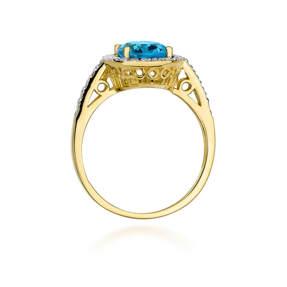 Gold Ring With Topaz And Diamonds