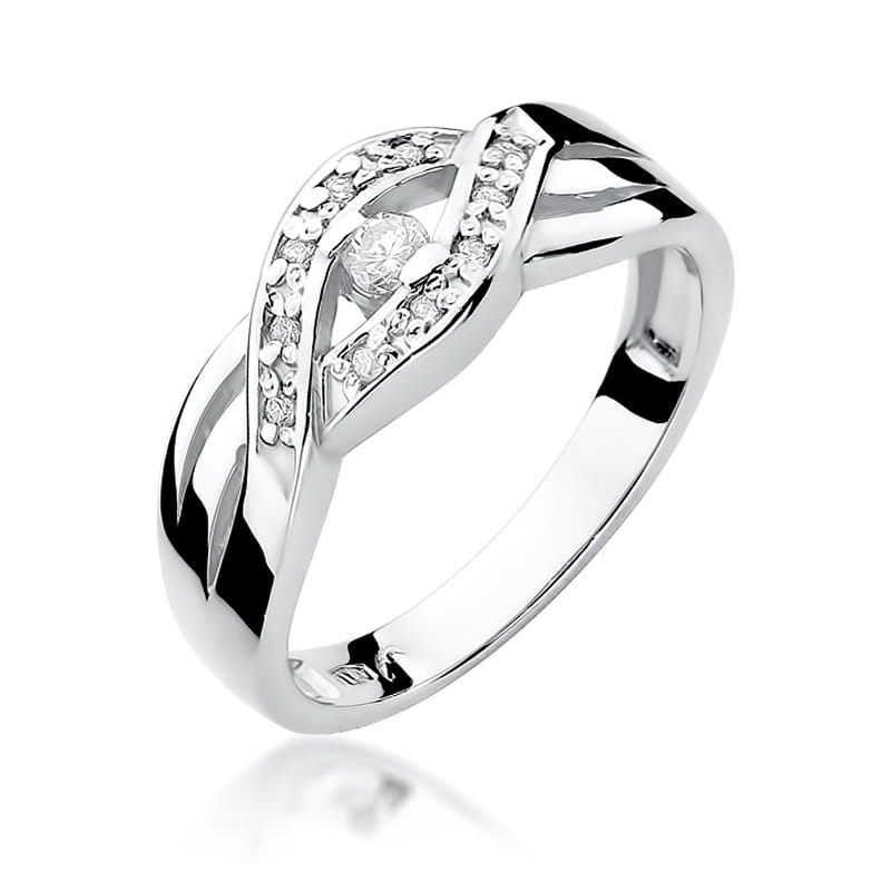 Gold Ring With Diamonds