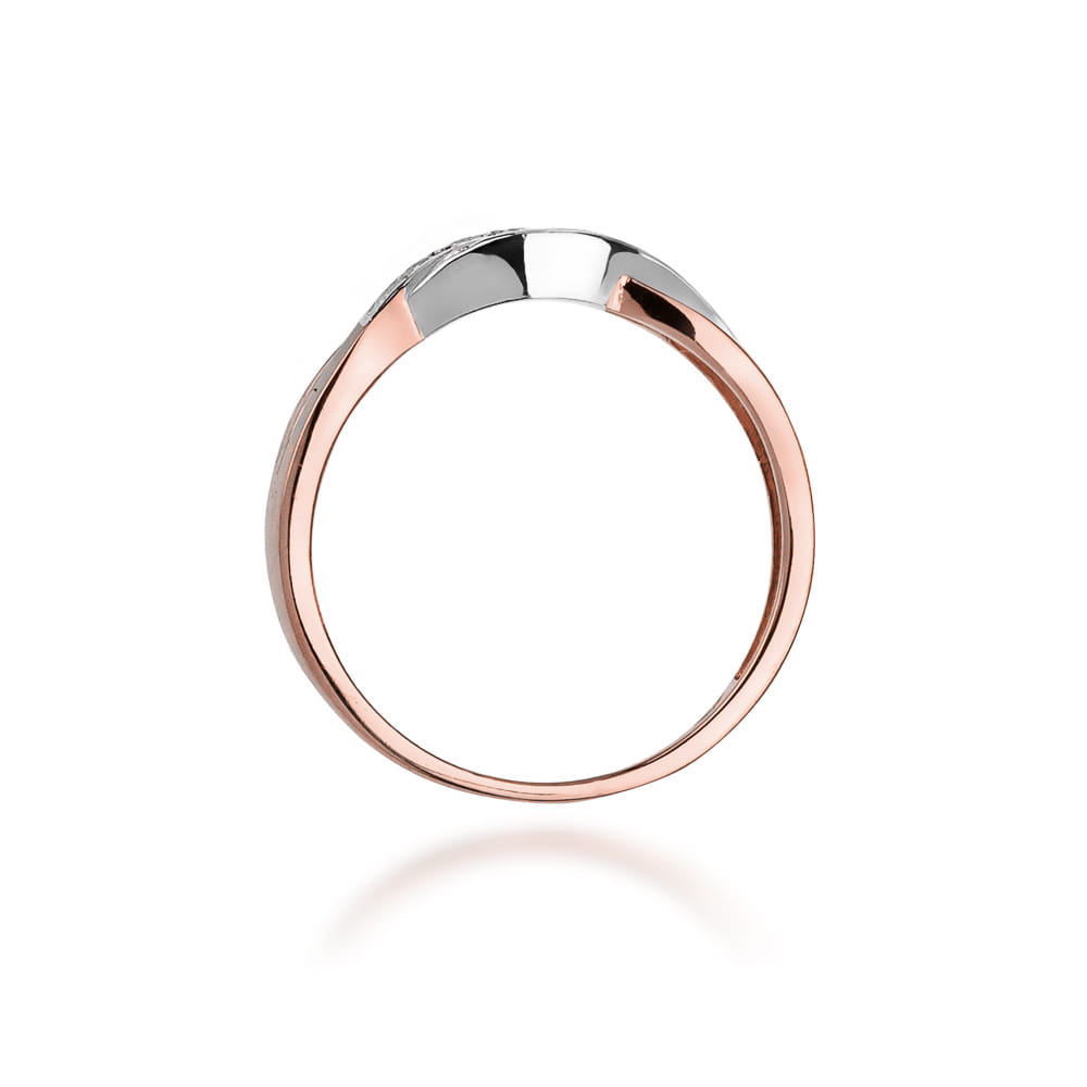 Gold Ring With Diamonds