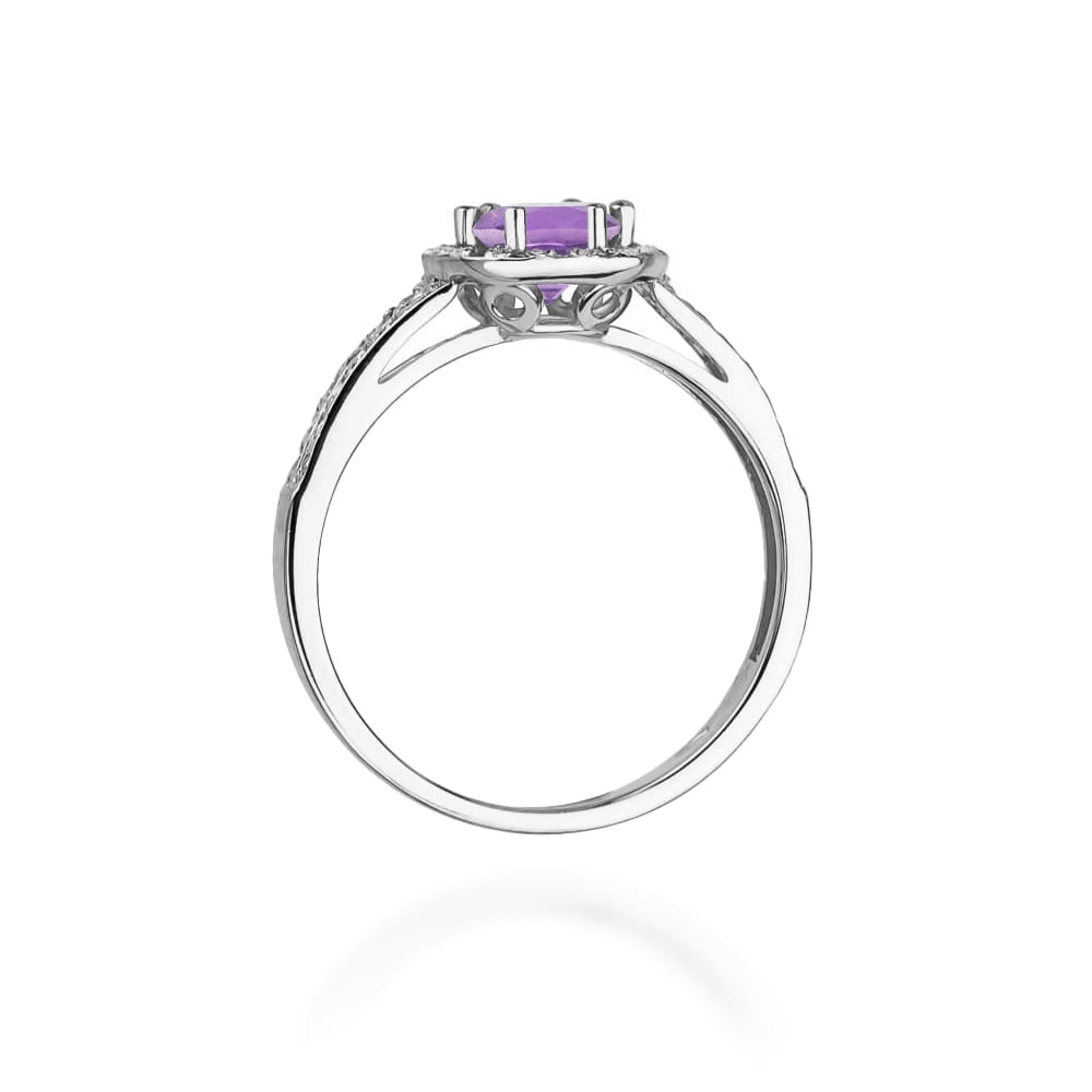 Gold Ring With Amethyst And Diamonds
