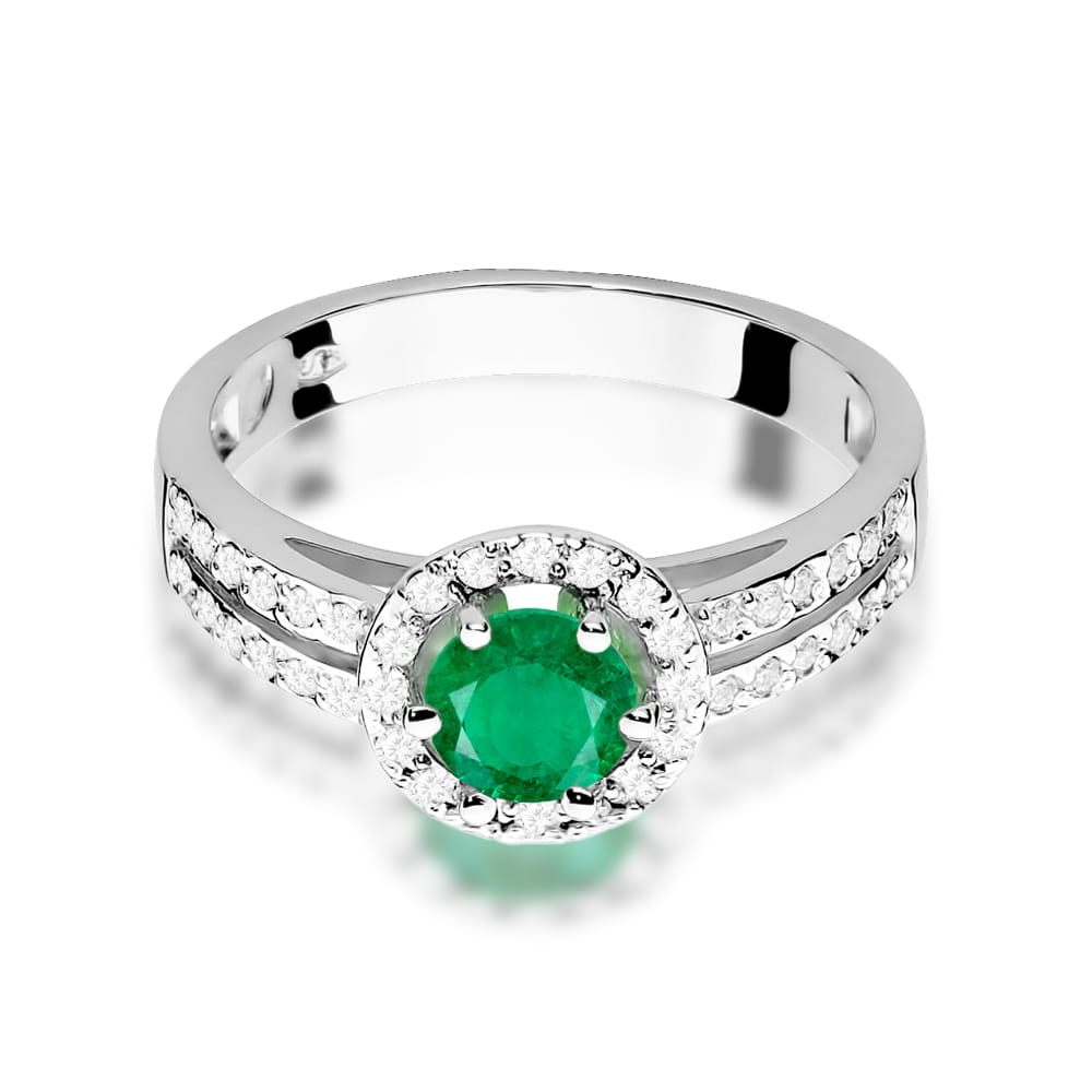 Gold Ring With Emerald And Diamonds