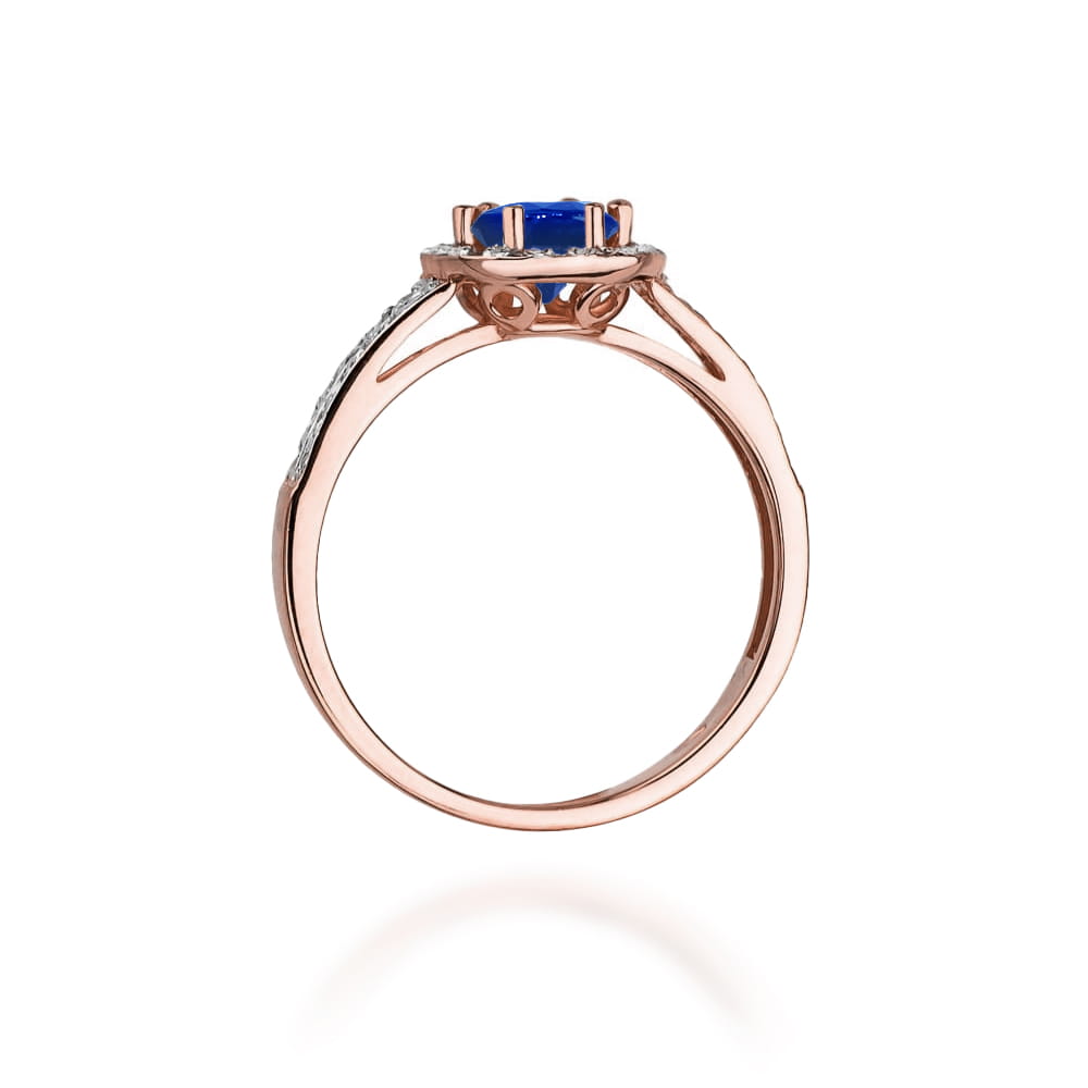 Gold Ring With Sapphire And Diamonds