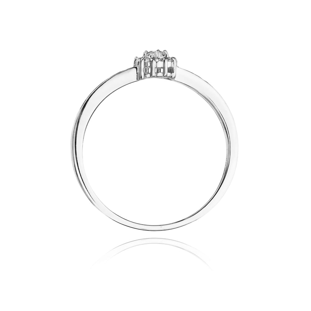 Gold Ring With Diamonds
