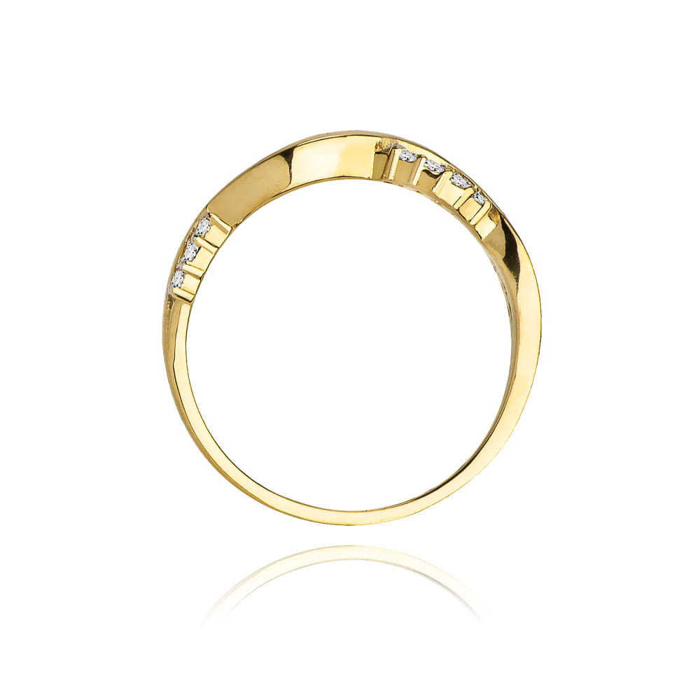 Gold Ring With Diamonds