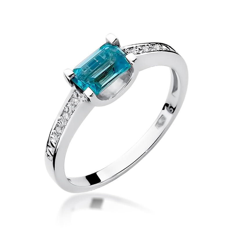 Gold Ring With Topaz And Diamonds