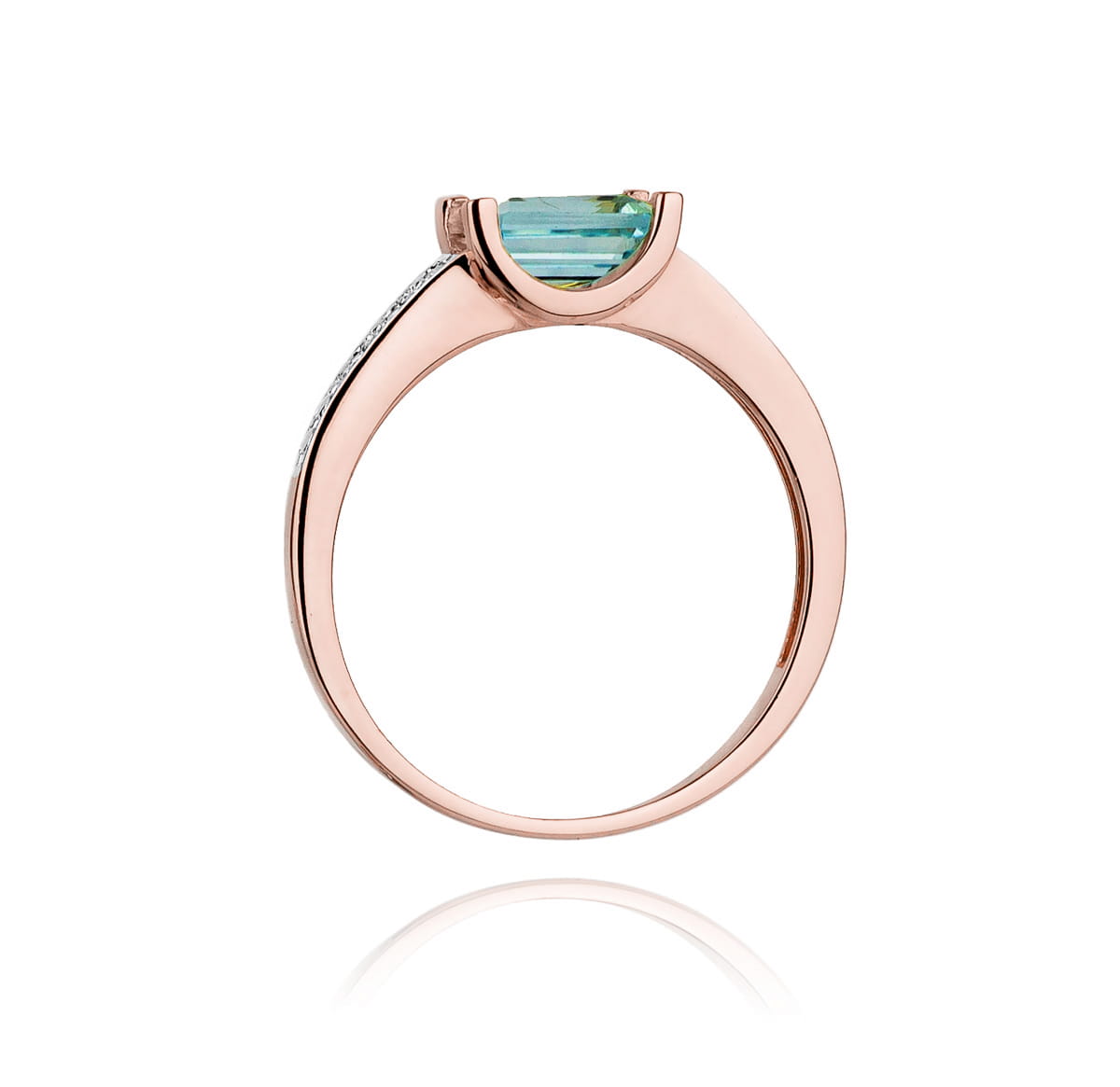 Gold Ring With Topaz And Diamonds
