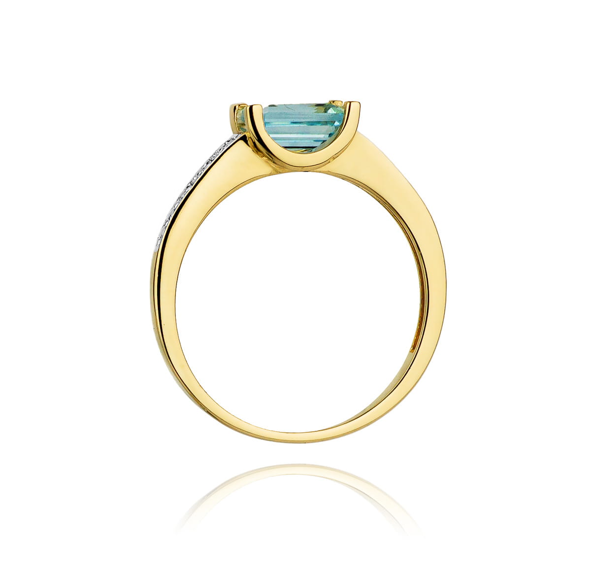 Gold Ring With Topaz And Diamonds