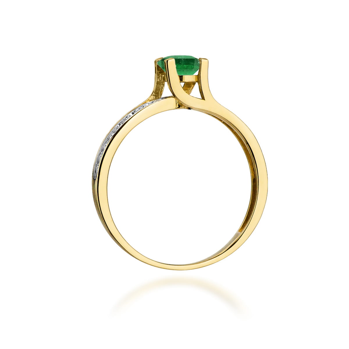 Gold Ring With Emerald And Diamonds