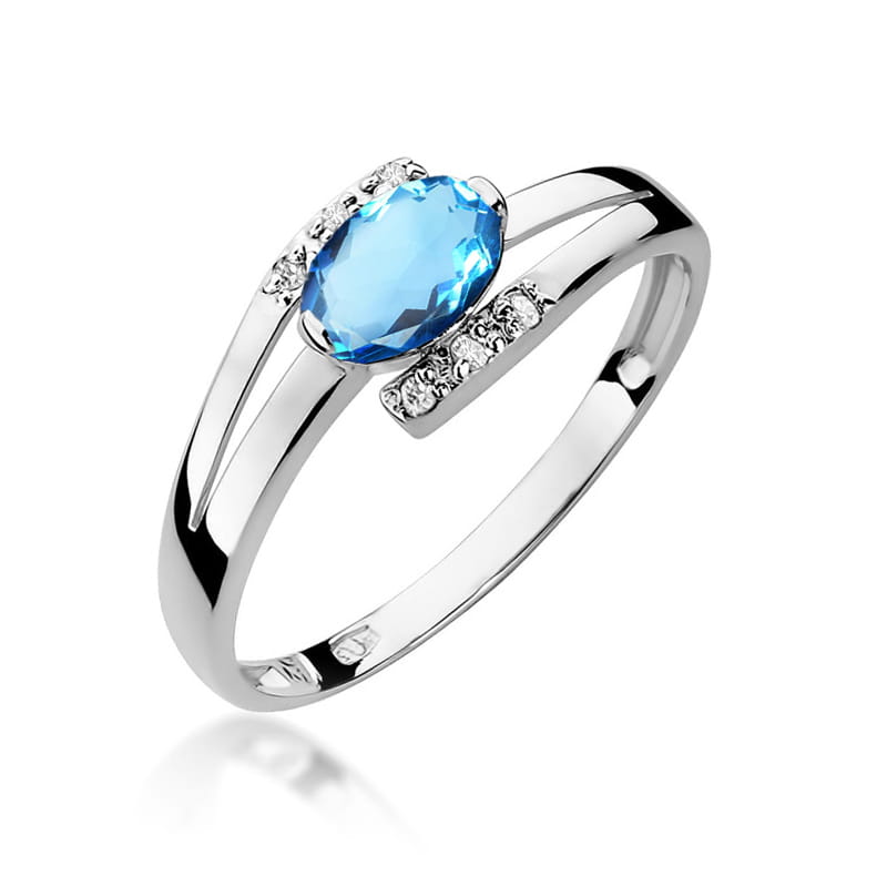 Gold Ring With Topaz And Diamonds