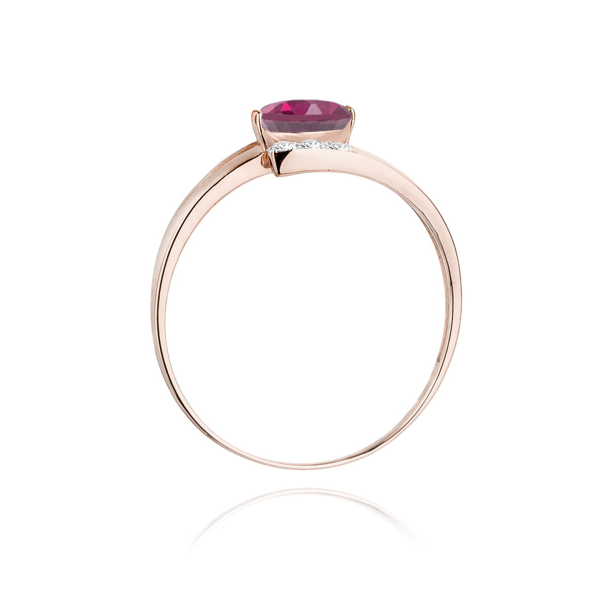 Gold Ring With Rhodolite And Diamonds