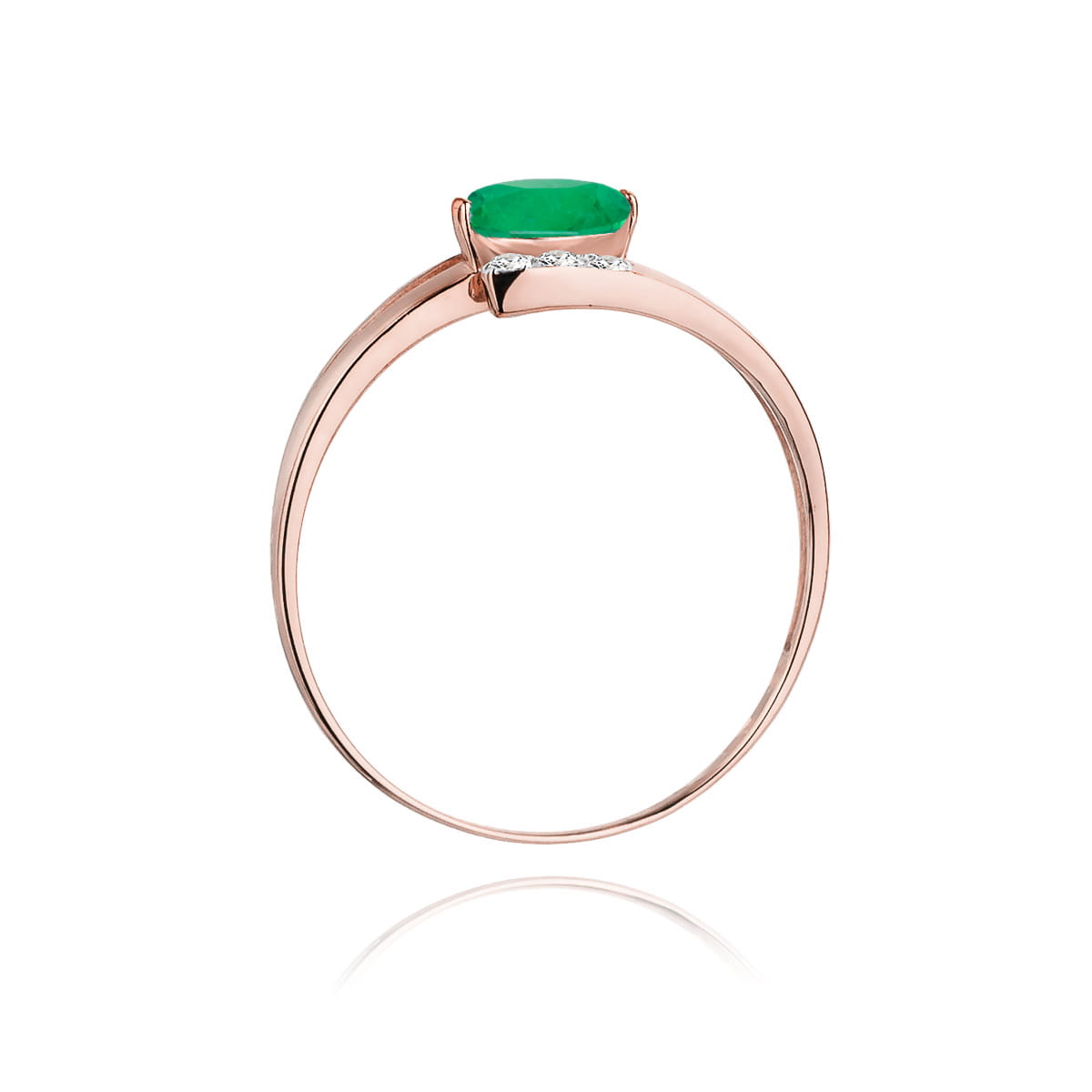 Gold Ring With Emerald And Diamonds