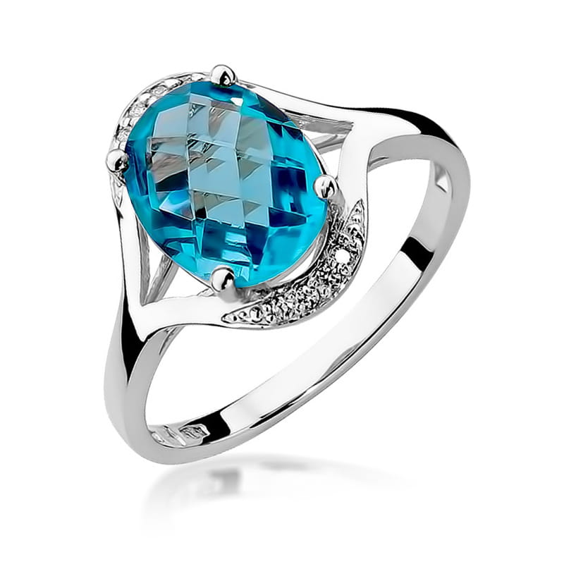 Gold Ring With Topaz And Diamonds