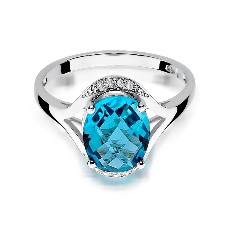 Gold Ring With Topaz And Diamonds