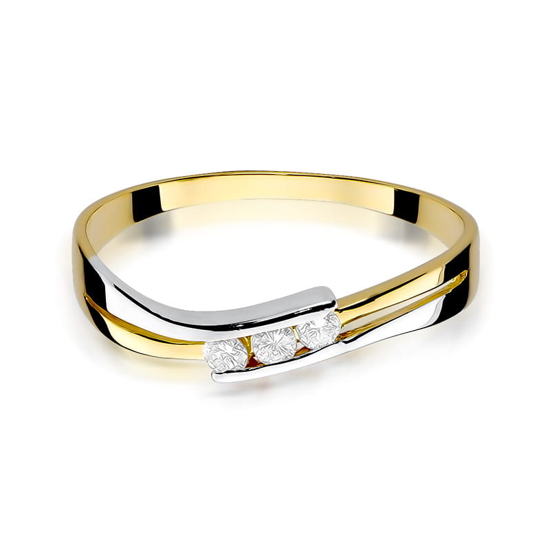 Gold Ring With Diamonds