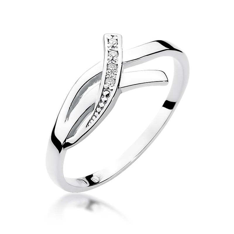 Gold Ring With Diamonds