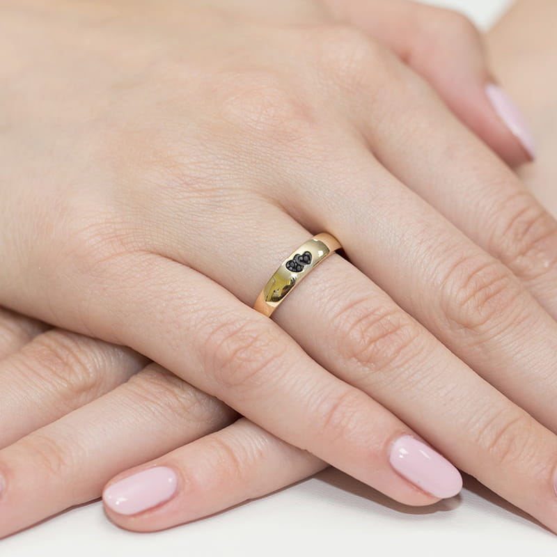 Gold Ring With Black Diamonds