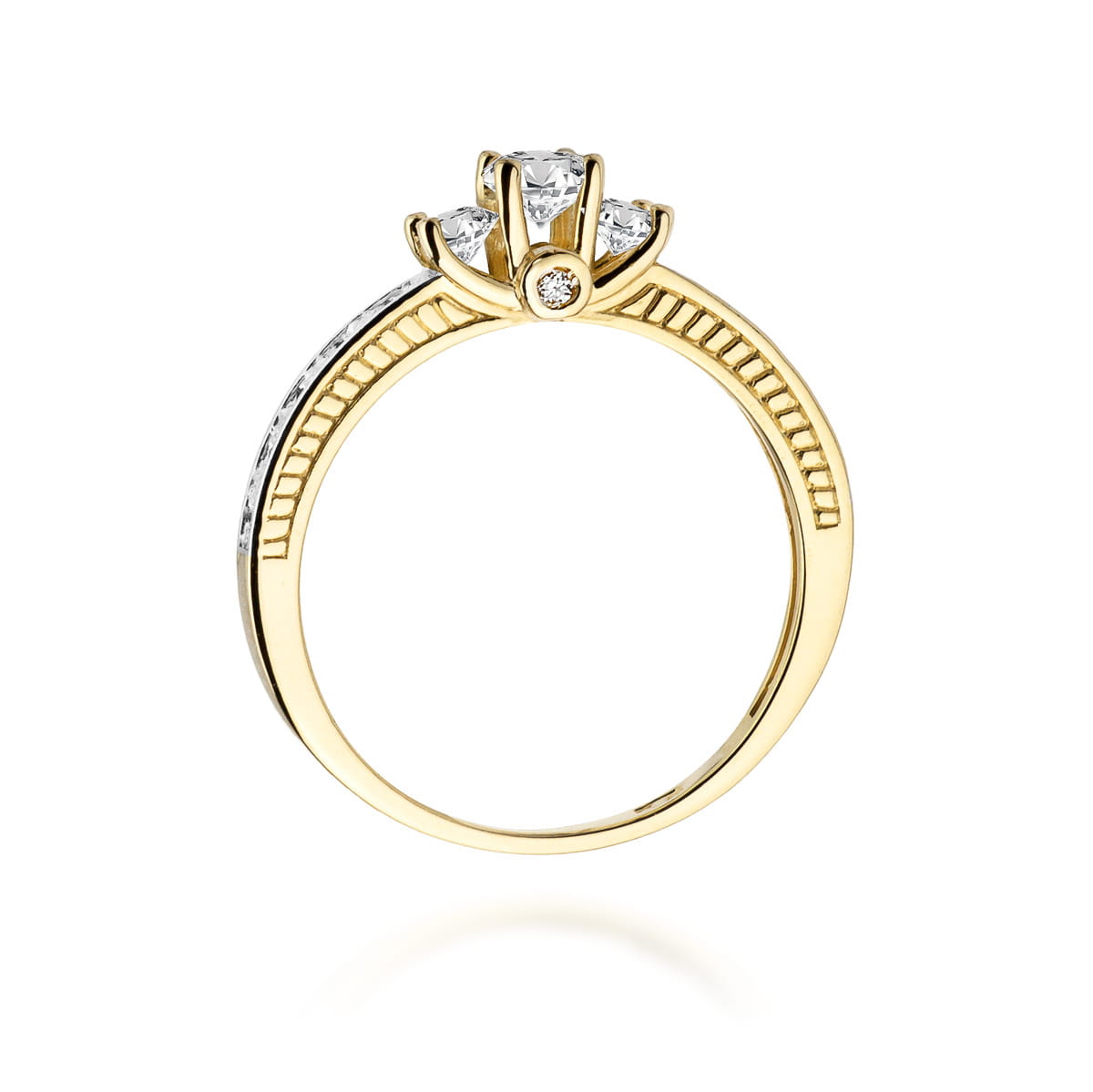 Gold Ring With Diamonds