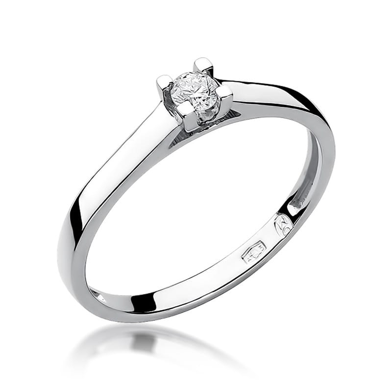 Gold Ring With Diamond