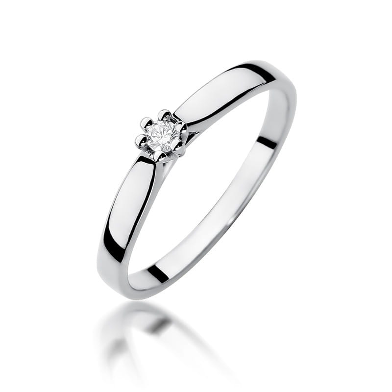 Gold Ring With Diamond