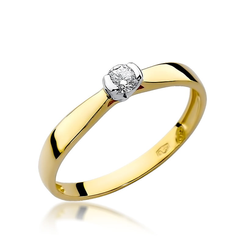 Gold Ring With Diamond