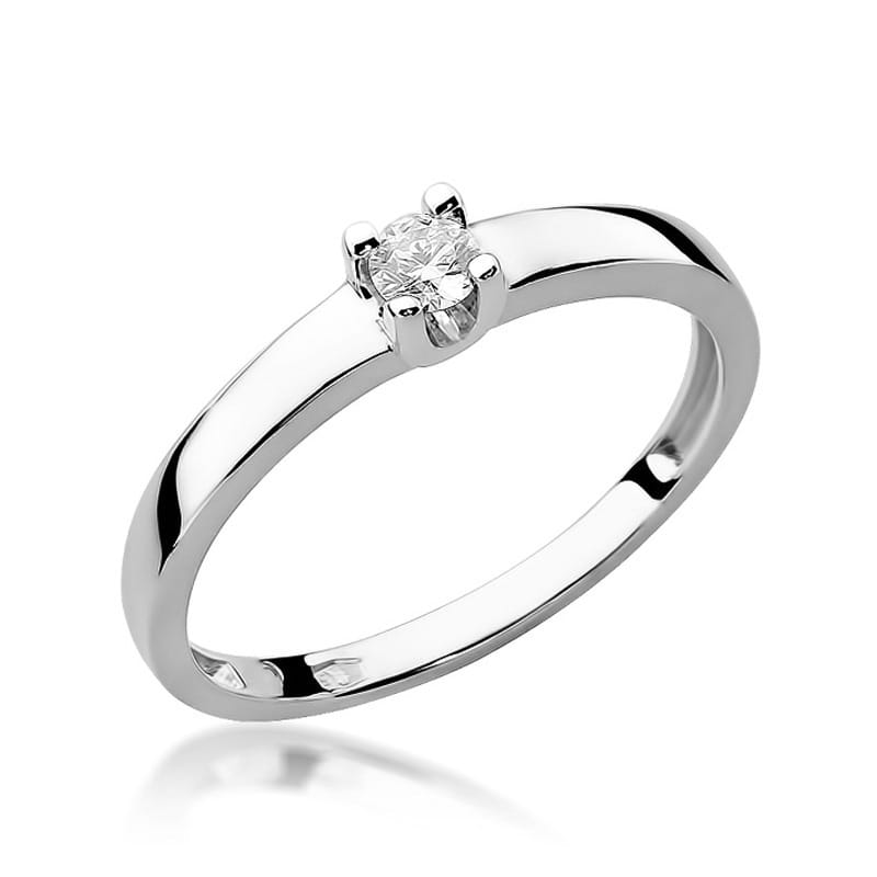 Gold Ring With Diamond