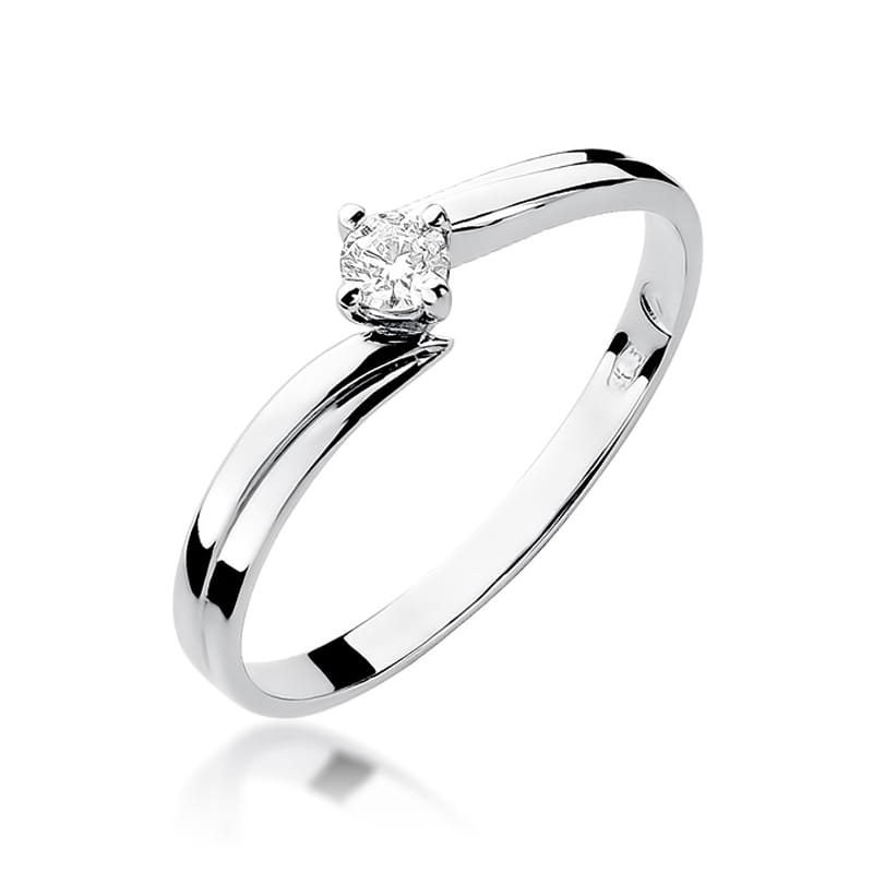 Gold Ring With Diamond