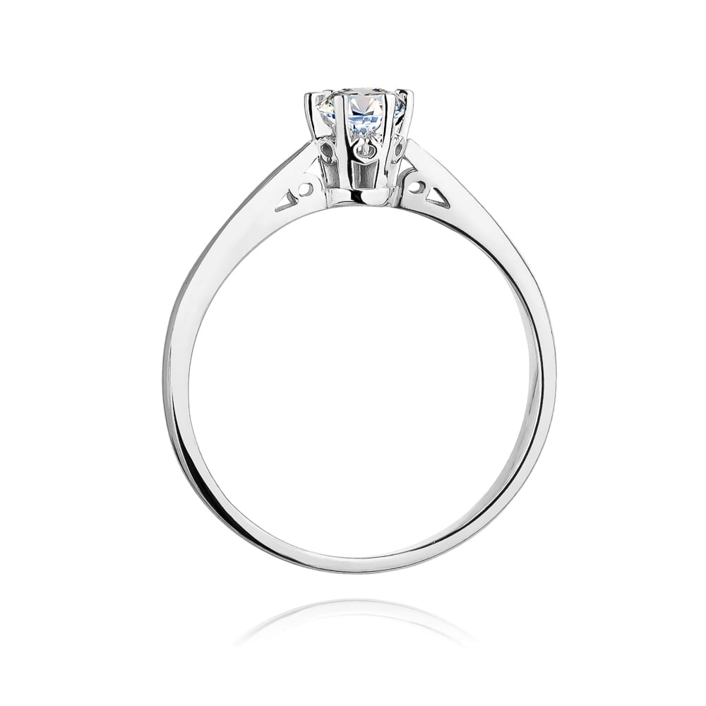 Gold Ring With Diamond