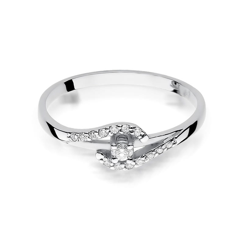 Gold Ring With Diamonds