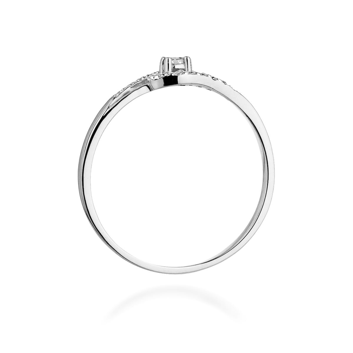 Gold Ring With Diamonds