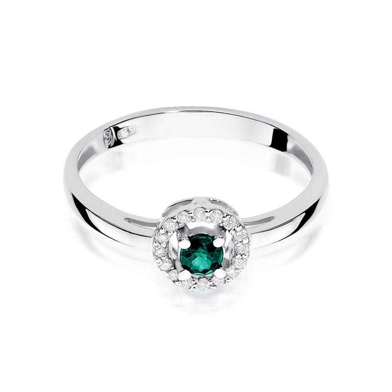 Gold Ring With Emerald And Diamonds