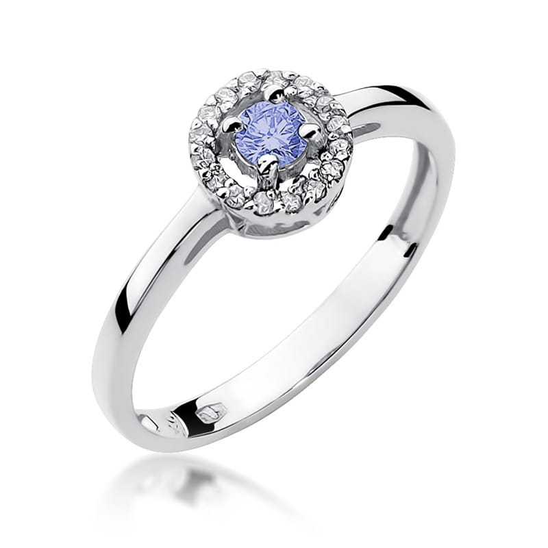 Gold Ring With Amethyst And Diamonds