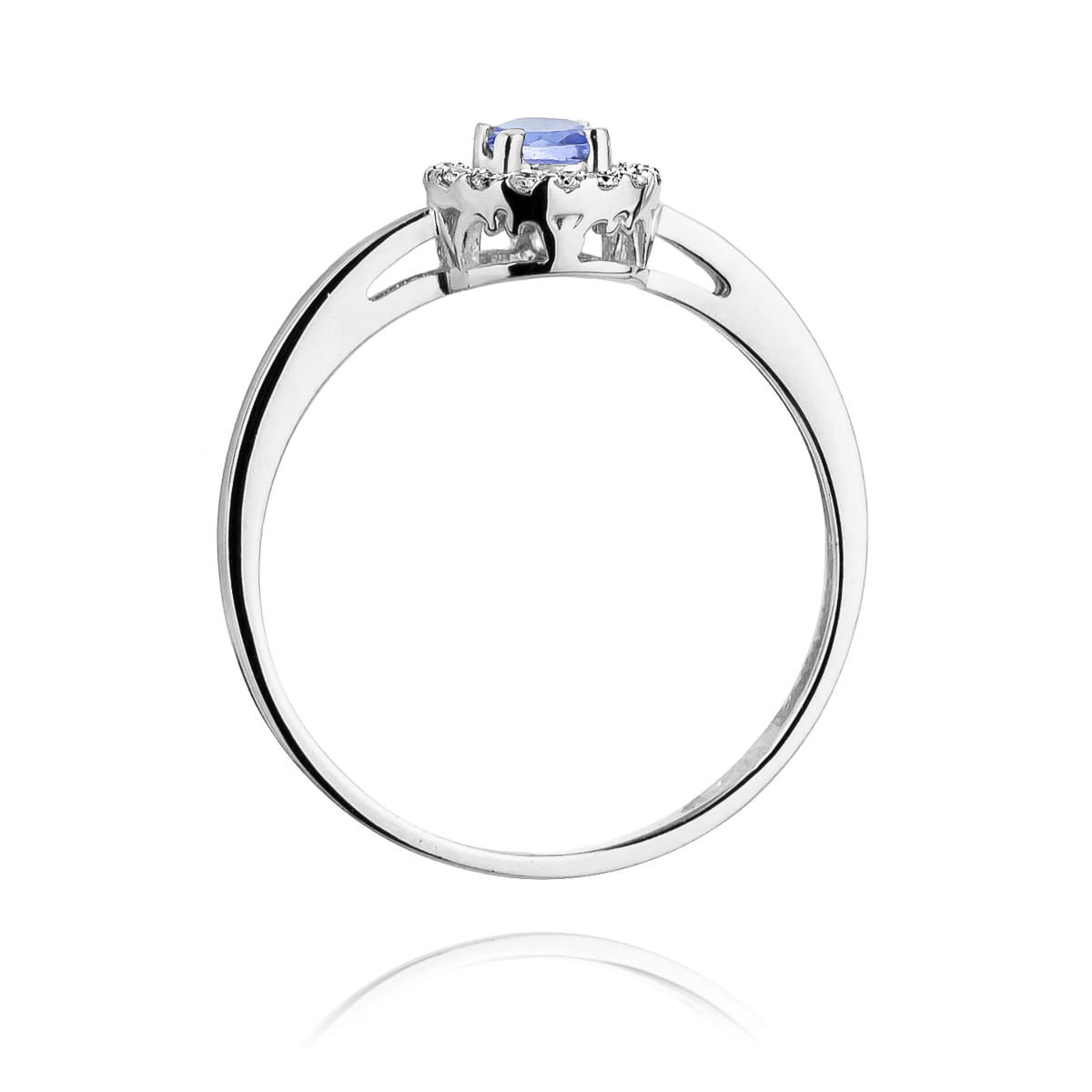 Gold Ring With Amethyst And Diamonds