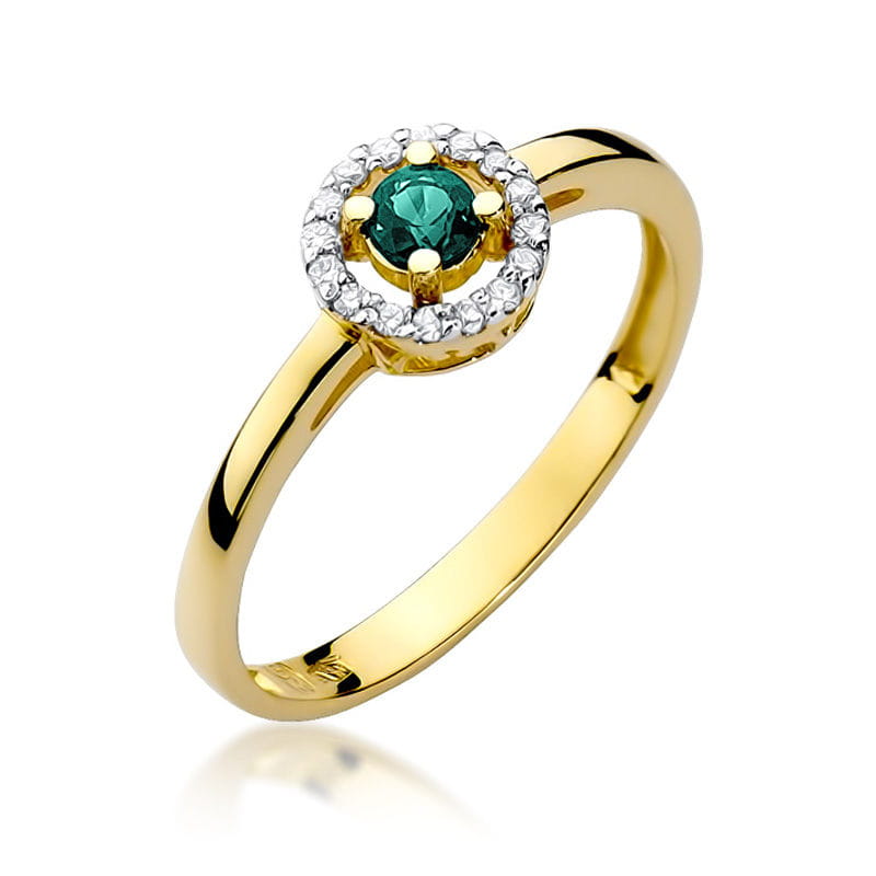 Gold Ring With Emerald And Diamonds