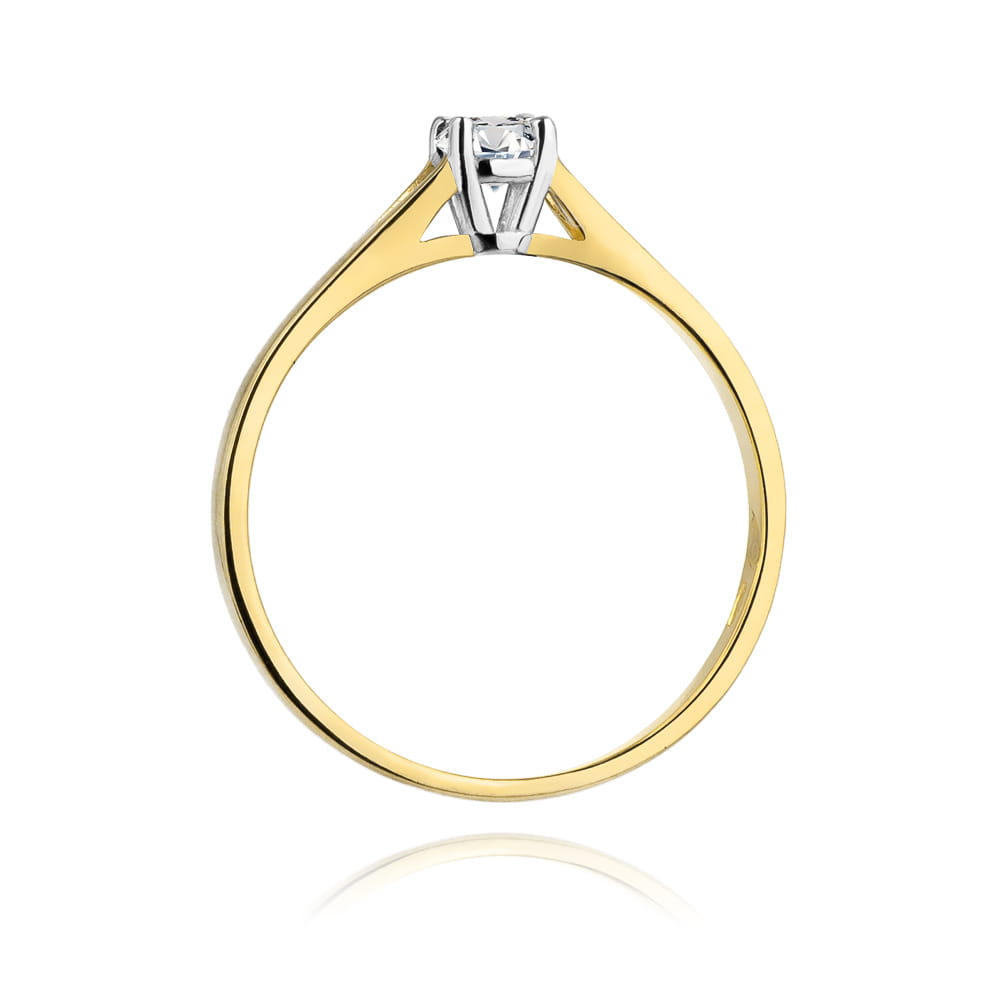Gold Ring With Diamond