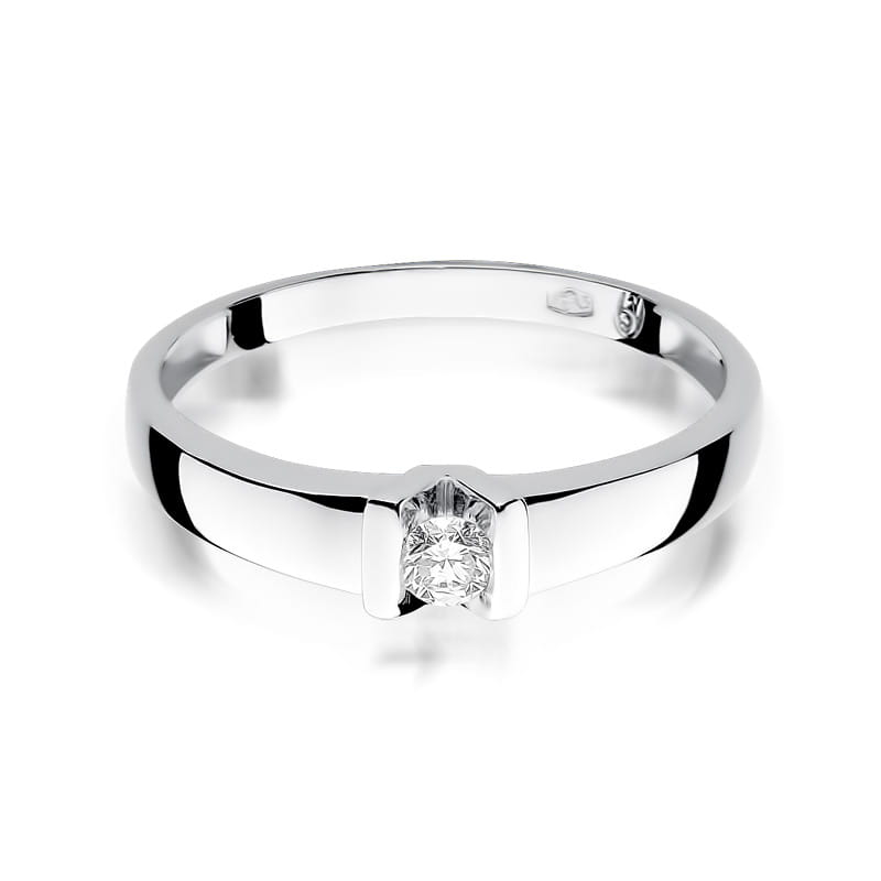 Gold Ring With Diamond
