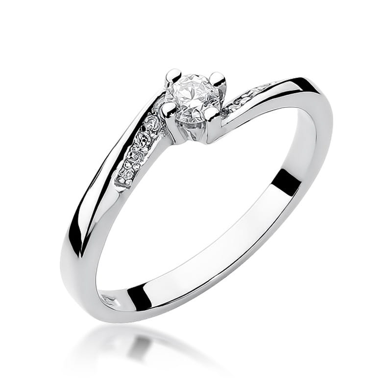 Gold Ring With Diamonds