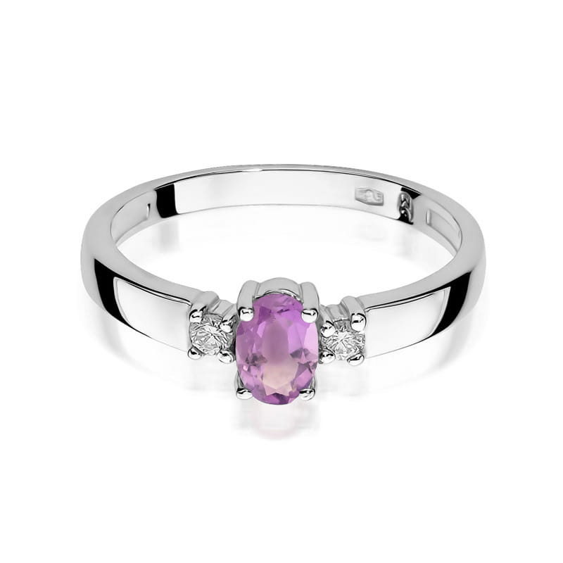Gold Ring With Amethyst And Diamonds