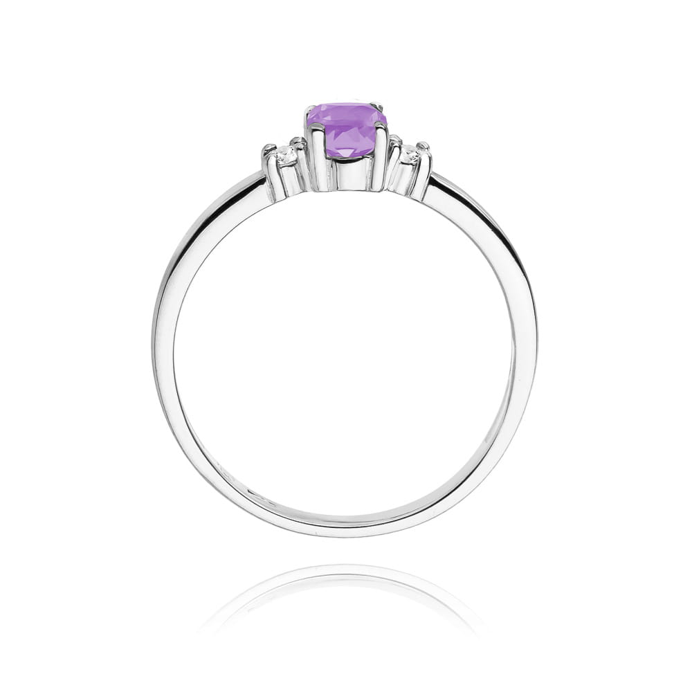 Gold Ring With Amethyst And Diamonds